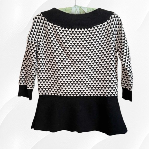 WHBM geometric print black & white sweater - Picture 3 of 12
